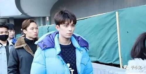 娱乐圈吃瓜爆料易烊千玺,娱乐圈风云再起，揭秘明星背后的故事